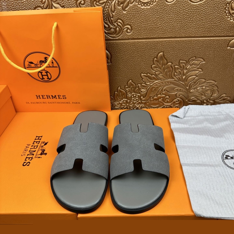 H**mes slippers